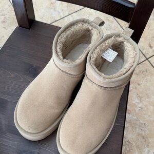 UGG Cream Shearling Lined Boots